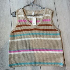 Wishlist V -neck sweater sleeveless size medium NWT